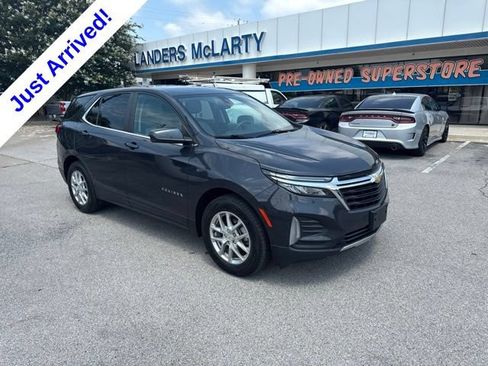 Used 2022 Chevrolet Equinox LT FWD image 1