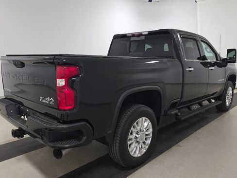 Used 2020 Chevrolet Silverado 2500 High Country w/ Z71 Off-Road Package image 4