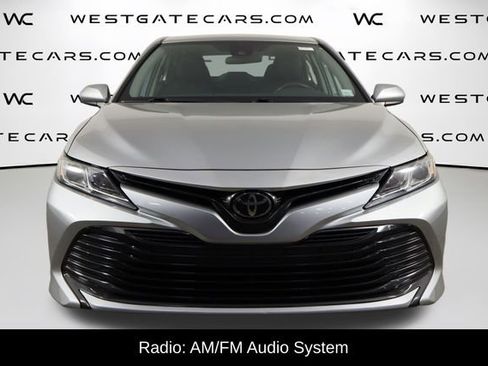 Used 2020 Toyota Camry LE image 2