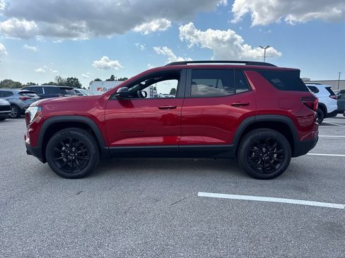 New 2027 GMC Terrain Elevation w/ Elevation Premium Package FWD image 3