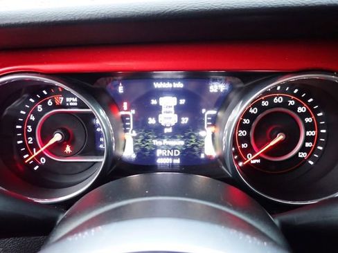 Used 2018 Jeep Wrangler Unlimited Rubicon w/ Uconnect 4C Nav & Sound Group image 26