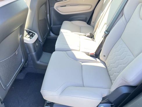 New 2026 Volvo XC90 T8 Plus image 19