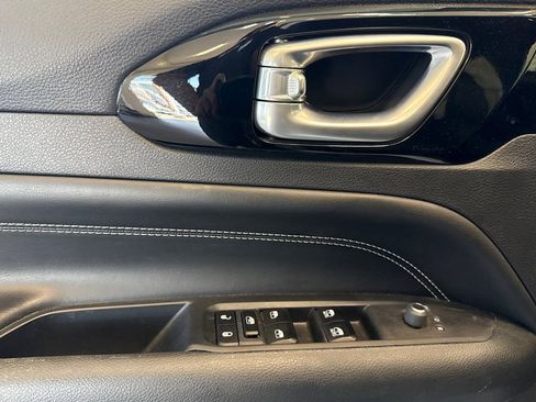 Used 2023 Jeep Compass Altitude w/ Convenience Group image 10