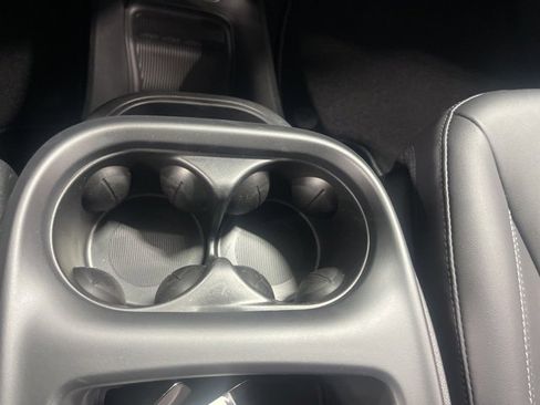 New 2026 Chrysler Pacifica Select image 20