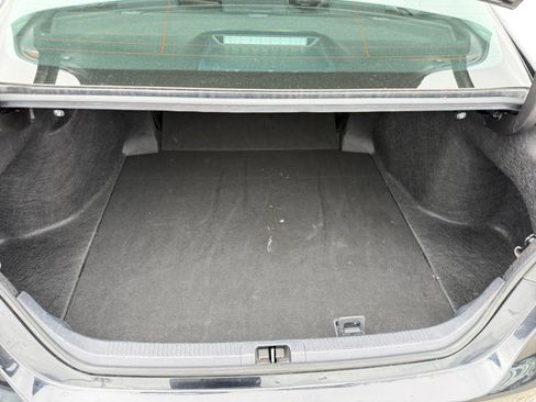 Used 2023 Toyota Camry SE image 17