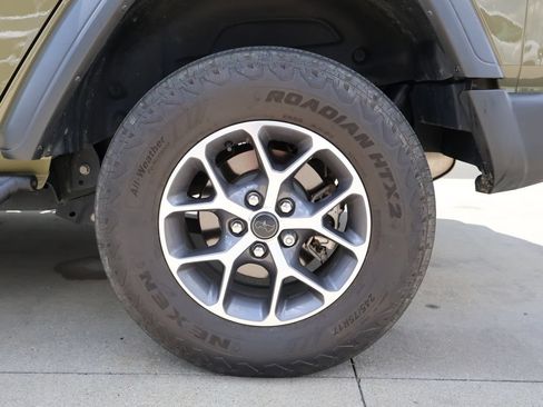 Used 2025 Jeep Wrangler Unlimited Sport AWD/4WD image 36