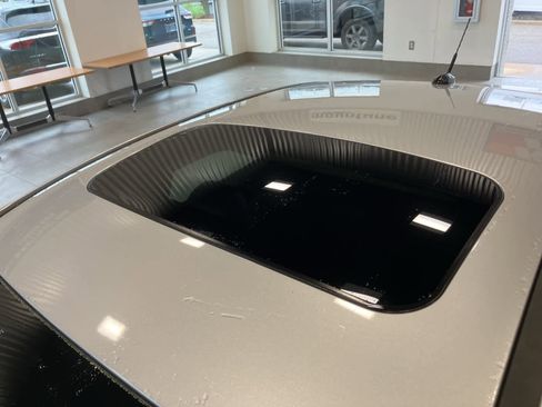 Used 2016 Ford Focus Titanium w/ Exterior Protection Package image 10