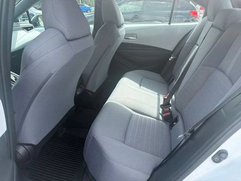 Used 2026 Toyota Corolla SE FWD image 5