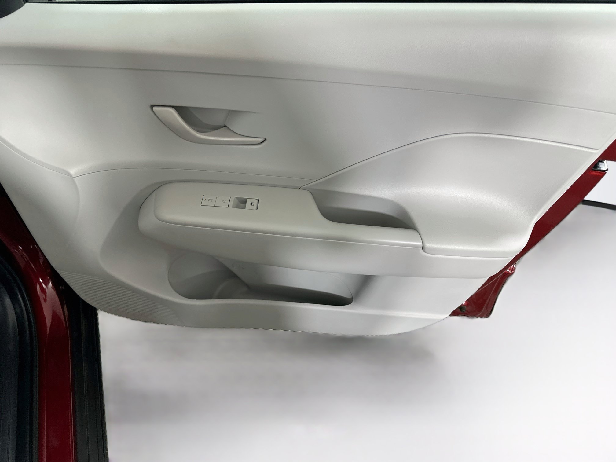 Used 2025 Hyundai Kona SEL FWD image 30