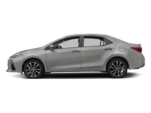 Used 2017 Toyota Corolla SE w/ Carpet Mat Package (TMS) FWD image 2