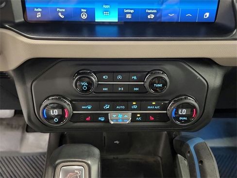 Used 2023 Ford Bronco Wildtrak image 26