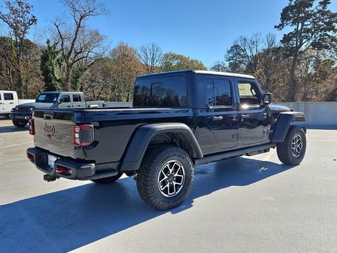 New 2026 Jeep Gladiator Rubicon w/ Steel Power Dome Hood Package AWD/4WD image 3