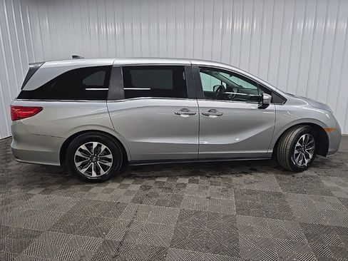 Used 2022 Honda Odyssey EX-L image 2