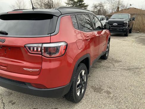 Used 2018 Jeep Compass Trailhawk w/ Navigation Group image 18