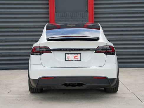 Used 2023 Tesla Model X AWD/4WD image 14
