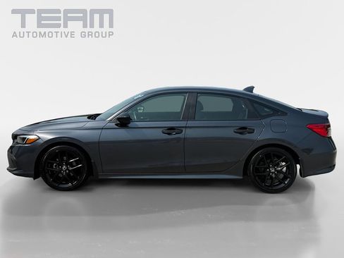 Used 2024 Honda Civic Sport image 4