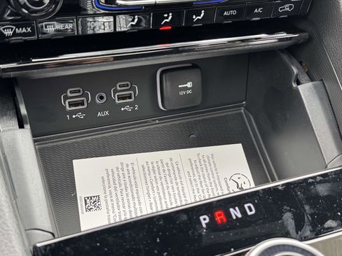 New 2025 Jeep Grand Cherokee L Altitude AWD/4WD image 13