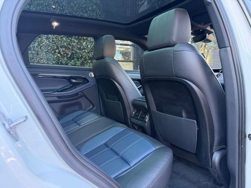 Used 2020 Land Rover Range Rover Evoque R-Dynamic SE image 38
