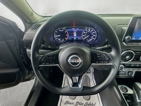 Certified 2025 Nissan Sentra SV w/ Trunk Package image 10