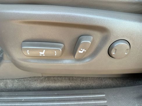 Used 2017 Lexus GX 460 image 12