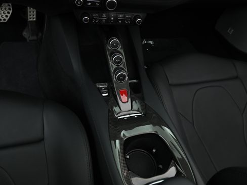 Certified 2023 Ferrari Portofino M RWD image 29