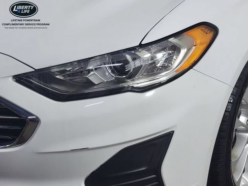 Certified 2019 Ford Fusion SE FWD image 10