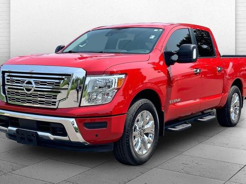 Used 2022 Nissan Titan SV w/ SV Convenience Package AWD/4WD image 13
