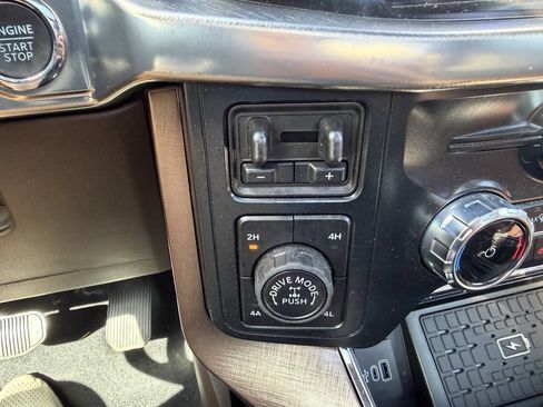 Used 2025 Ford F150 King Ranch AWD/4WD image 29