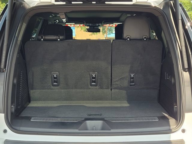 Used 2023 GMC Yukon Denali AWD/4WD image 9