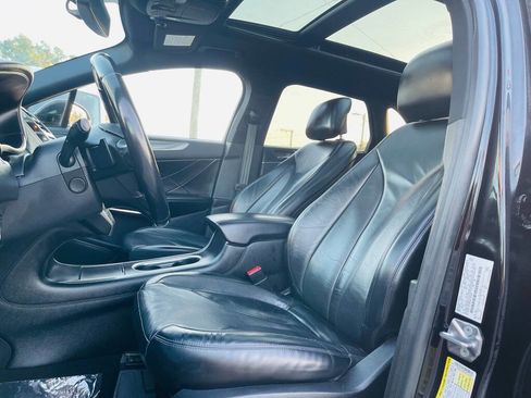 Used 2019 Lincoln MKC Select w/ Select Plus Package image 16