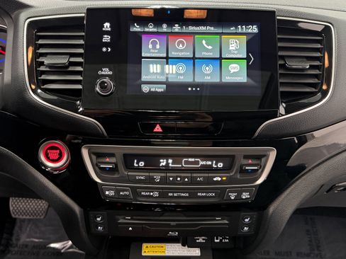 Used 2022 Honda Pilot Touring image 22
