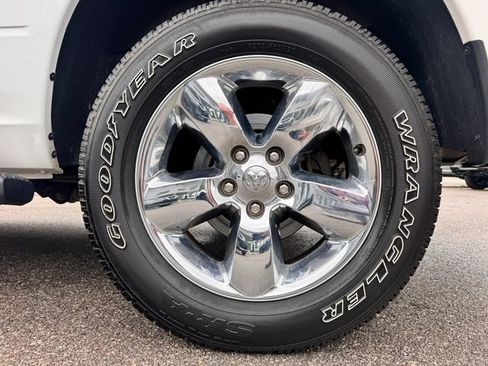 Used 2018 RAM 1500 Big Horn AWD/4WD image 32