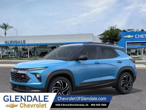 New 2026 Chevrolet TrailBlazer RS w/ Driver Confidence Package FWD image 2