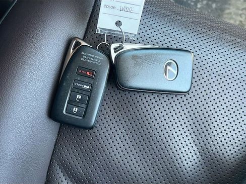 Used 2018 Lexus RX 350L FWD image 32