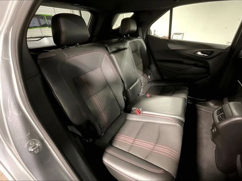 Used 2023 Chevrolet Equinox RS image 34