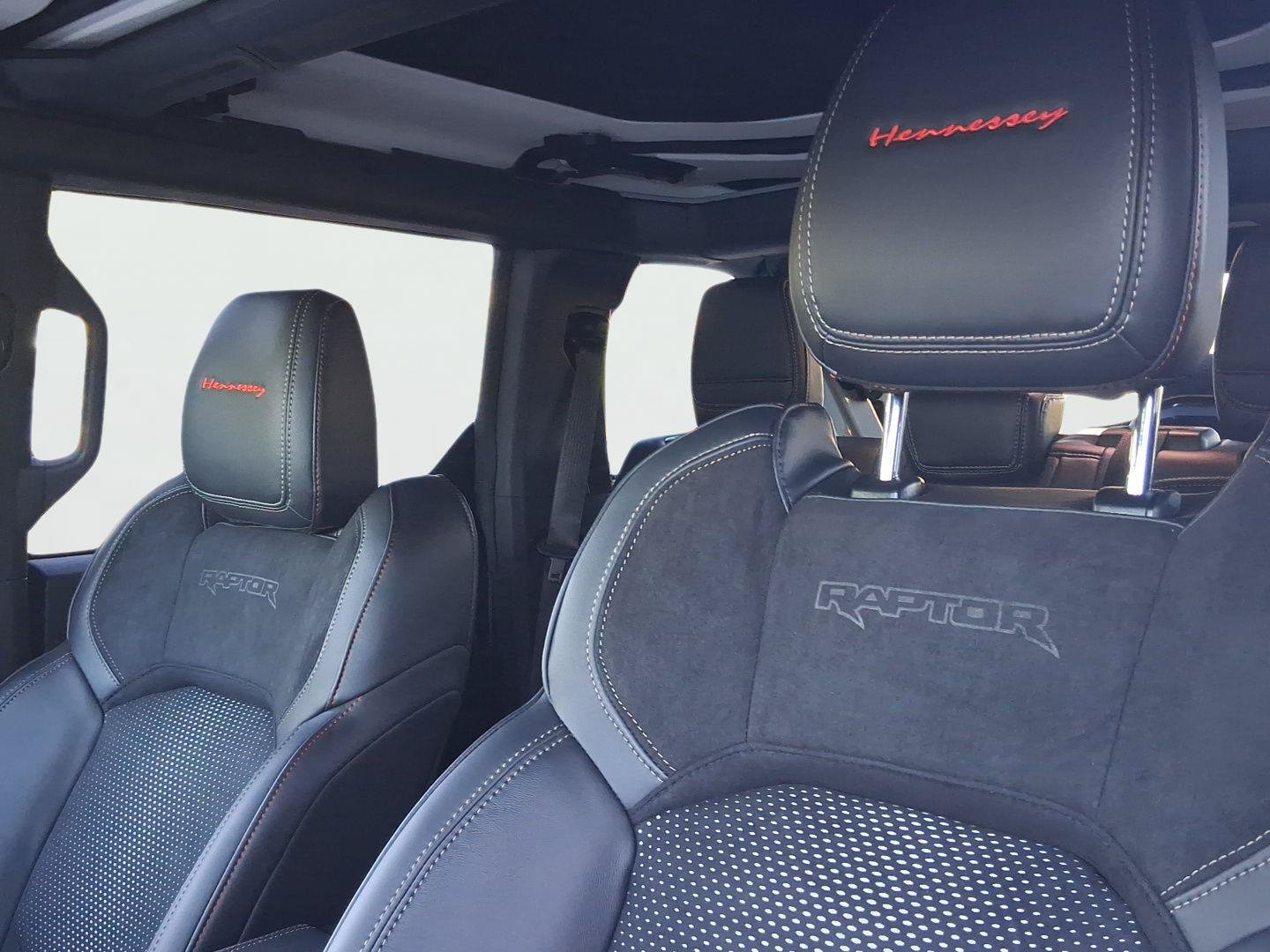 New 2026 Ford Bronco Raptor w/ Interior Carbon Fiber Pack AWD/4WD image 15