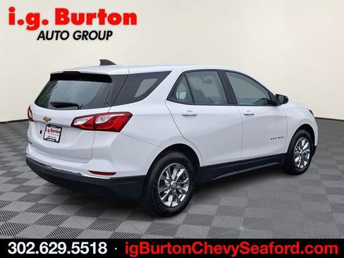 Used 2018 Chevrolet Equinox LS FWD image 6