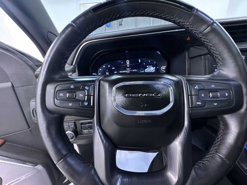 Used 2024 GMC Yukon Denali Ultimate image 15
