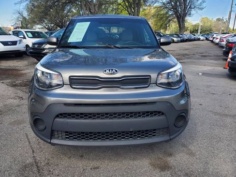 Used 2019 Kia Soul image 2
