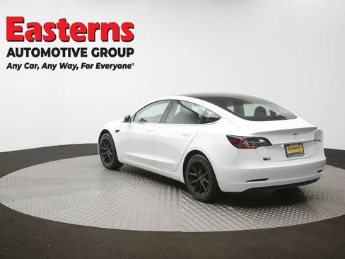 Used 2020 Tesla Model 3 Standard Range RWD image 59