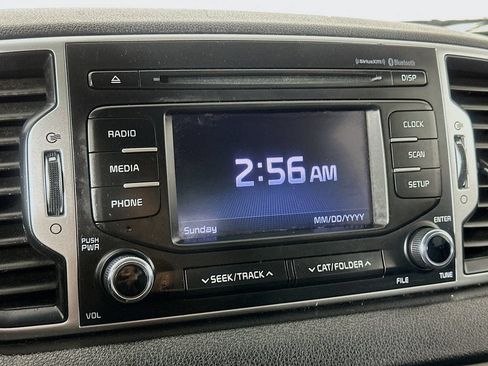 Used 2019 Kia Sportage LX AWD/4WD image 21