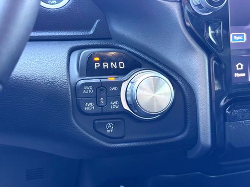 Used 2025 RAM 1500 Laramie image 25