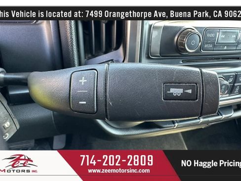 Used 2018 Chevrolet Silverado 1500 LT w/ All Star Edition RWD image 26