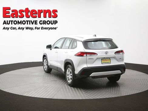 Used 2023 Toyota Corolla Cross L AWD/4WD image 37
