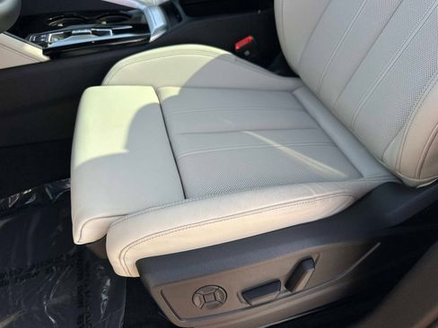 New 2025 Audi Q5 Prestige image 20