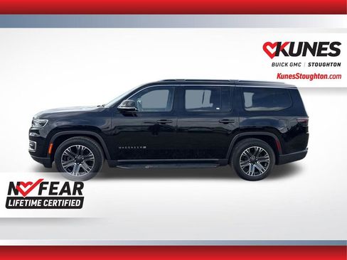 Used 2022 Jeep Wagoneer Series III w/ Rear Seat Video Group 1 AWD/4WD image 8