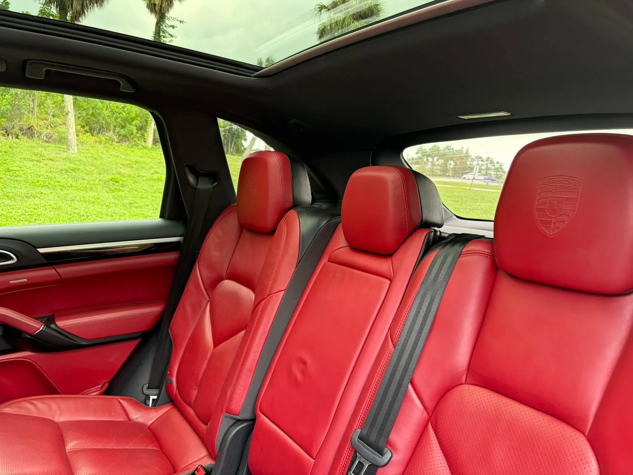 Used 2017 Porsche Cayenne AWD/4WD image 28
