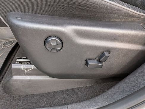 Used 2020 Jeep Grand Cherokee Overland image 15