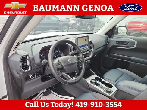 Used 2024 Ford Bronco Sport Outer Banks AWD/4WD image 3