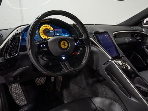 Used 2022 Ferrari Roma RWD image 33